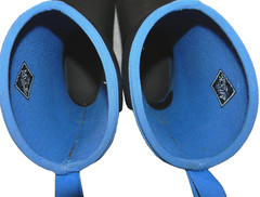 MUCK WP tall boots, neoprene uppers, retail for $90, youth sz. 7M
