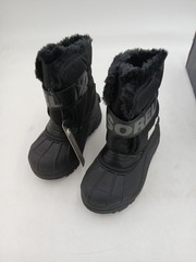 Sorel Snow Commander Snow Boots Kids Size 10 Black Winter Insulated Warm