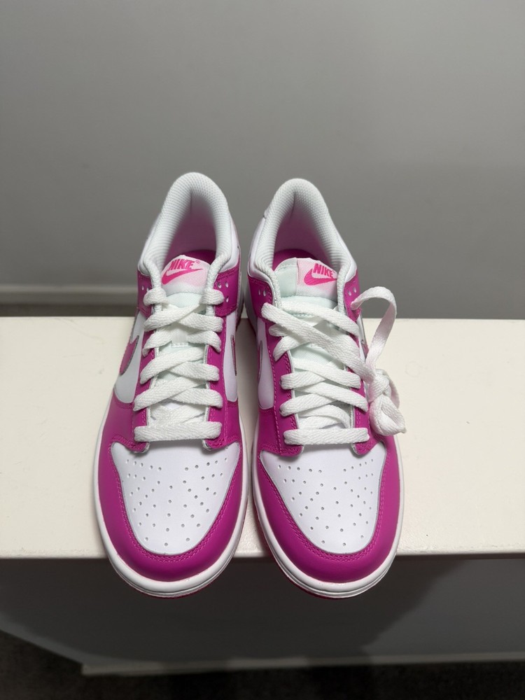 GS Nike Dunk Low ‚Laser Fuchsia‘ Sneakers FB9109-102 Sz 6 Y