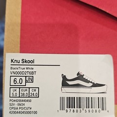 VANS Knu Skool Black/White Canvas Unisex Kids Sneakers US 6 EUR 38 UK 5