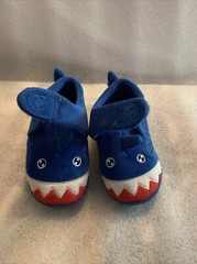 Sharks Kids Slippers Size 25/9 With Hook & Loop Design Blue/ Red/ White Colors