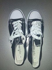 Epicstep Unisex Kids Black/White Low Top Lace-Up Sneakers Round Toe Size 7
