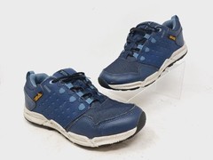 Teva Wit Litttle Boys Size 2.5 Blue Athletic Trail Running Hiking Shoes