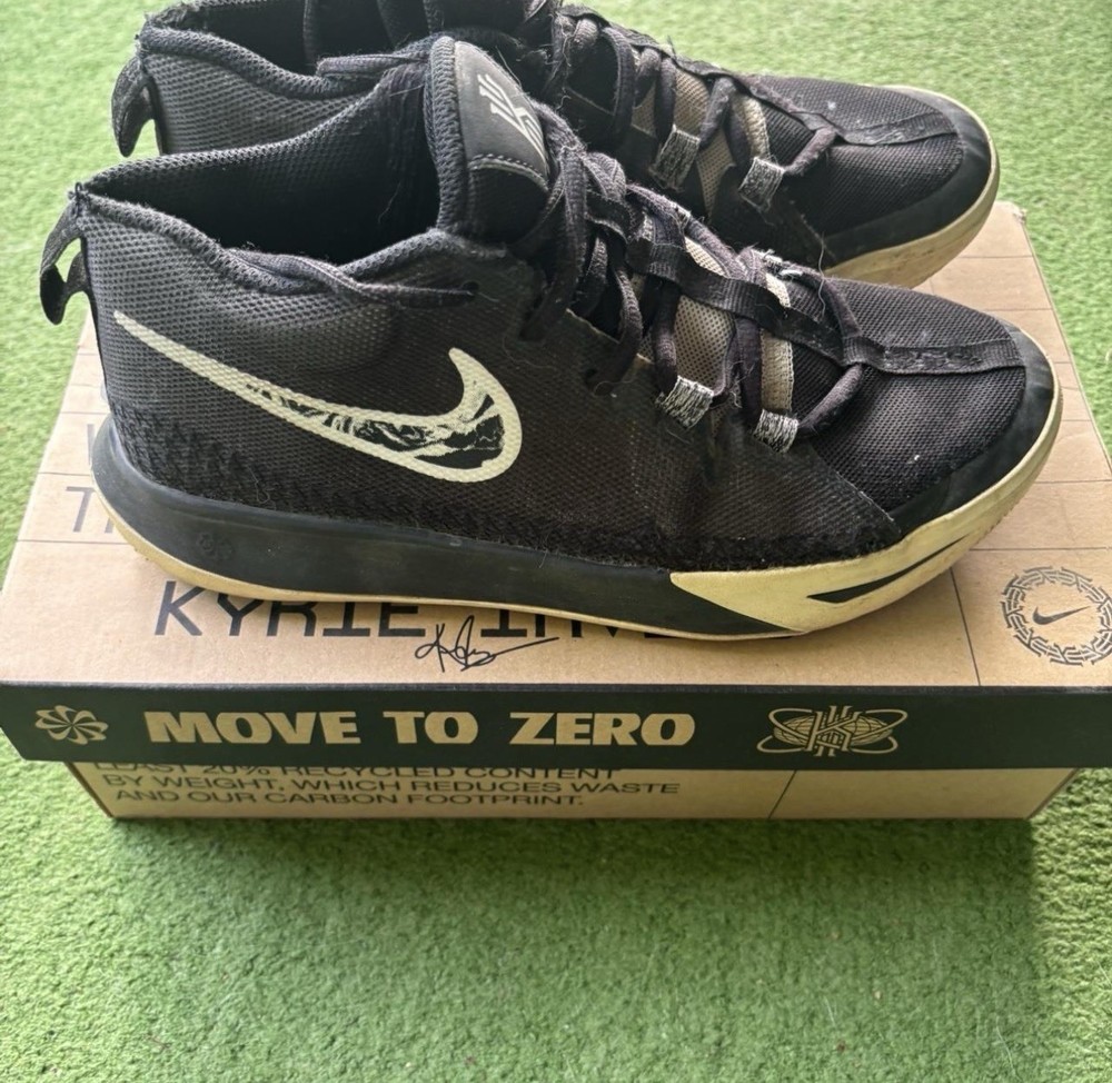 Nike Kyrie Flytrap VI (GS) Kids 7Y Black/White/Gray Basketball Mid DQ8094-009
