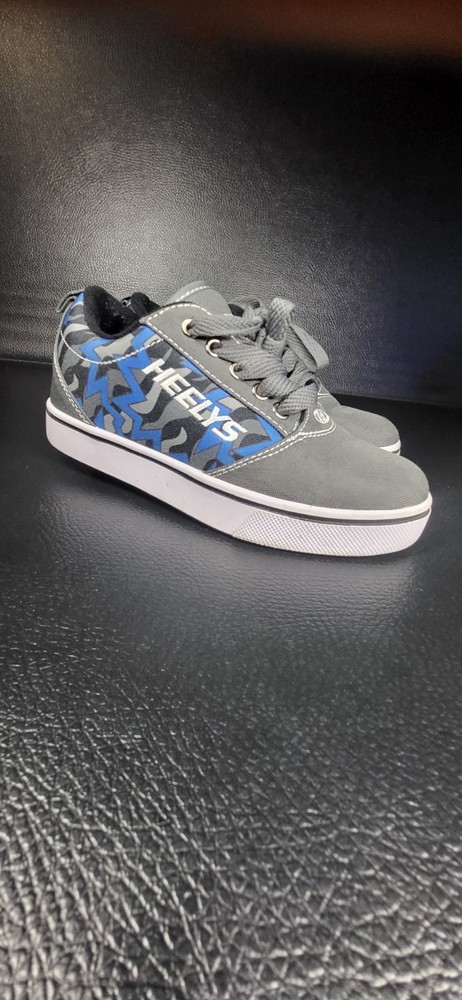 Heelys Pro 20 Prints Skate Shoes Youth Size 2 Black Blue Shark