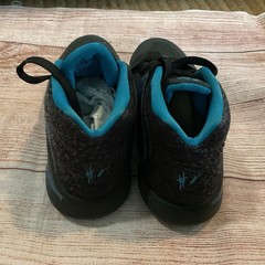 Nike Kyrie 2 “Wet” Blue Black Low Top Sneakers Shoes 7Y 7 Youth Boys