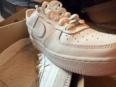 Nike Air Force 1 LE (GS) White Leather Low Top Sneakers 6Y DH2920-111