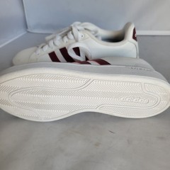 Adidas Cloudfoam Advantage White Red Gold Tennis Shoes Kids Size 5