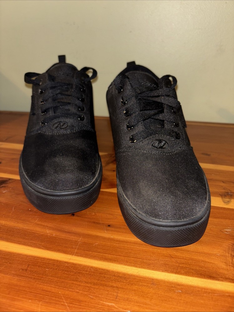 Heelys USA YTH 6 Black Pro 20 Canvas Low Profile Wheeled Sneakers