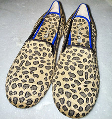 Rothy’s Kids K4 Leopard Animal Print Slip-On Flat Shoes Washable EU 36
