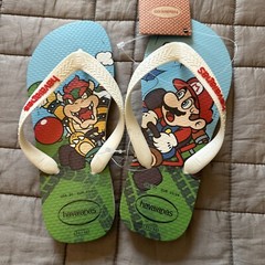 HAVAIANAS SUPER MARIO FLIP FLOPS SIZE US Kids 2Y Bowser Nintendo 33 34 NEW