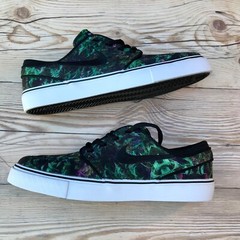Nike Stephan Janoski Black Floral Kids Size 5.5Y / Women’s Size 7 / EUR 38