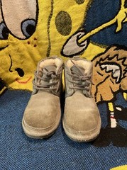 UGG Australia Neumel II Charcoal Grey Kids Chukka Boots 1017320K-CHRC SZ 2