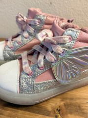 Toddler Butterfly Pink and Silver Light-Up High-Top Sneakers Size 9