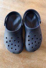 Crocs Classic Clogs Kids J3 Navy Blue Slip-On Comfort Lightweight Everyday