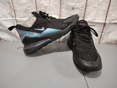 NIKE AIR MAX Black / Blue 270 Unisex Sixe 6 1/2 – Preowned