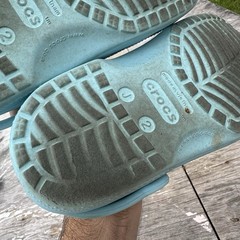 Crocs Classic Clog Light Blue Aqua Size J2 Kids Youth Slip On Shoes