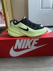 Nike Uplift Black Barely Volt IF1749-005 Size 4Y