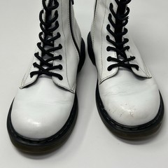 Dr Doc Martens Junior Pascal 1460 J Size 5 White Patent Leather Combat Lace Up
