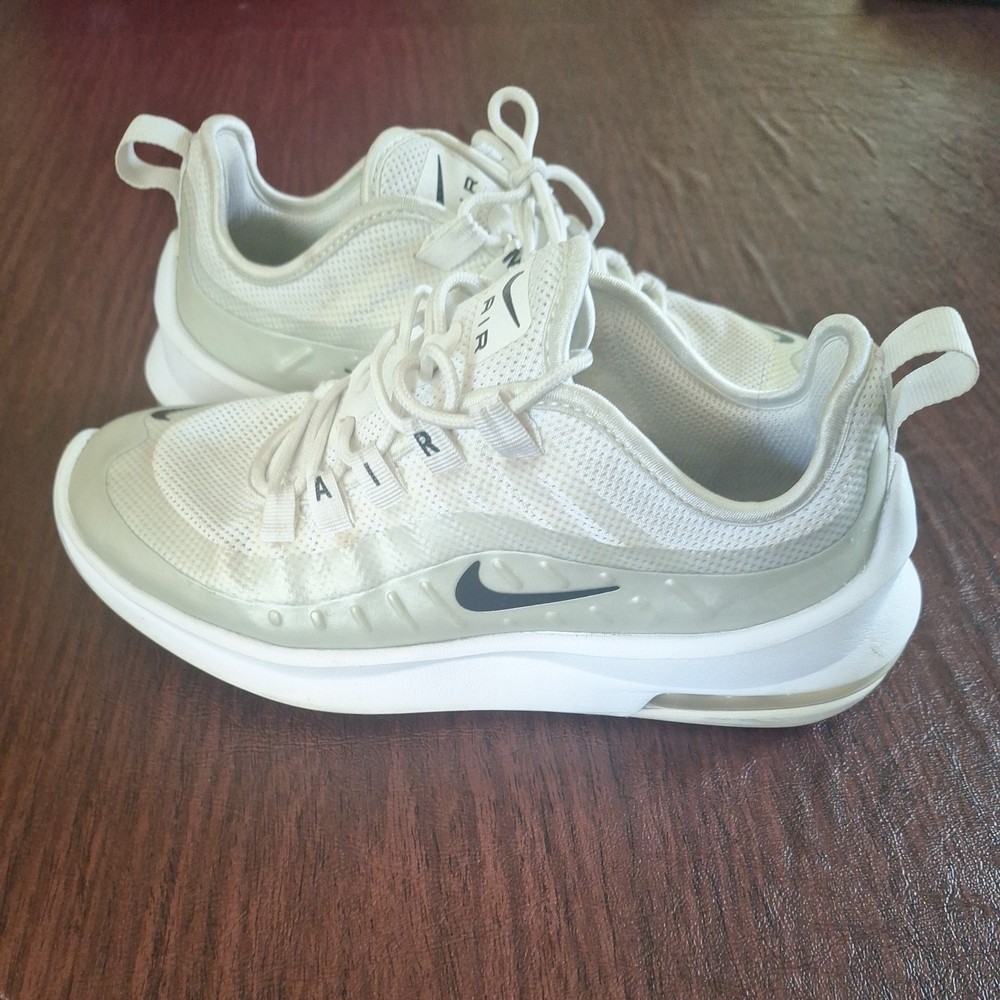 Nike Sneakers Air Max Axis size 6