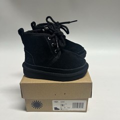 UGG Neumel II Solid Black Suede Toddler Kids Chukka Boots Shoes Size 6C