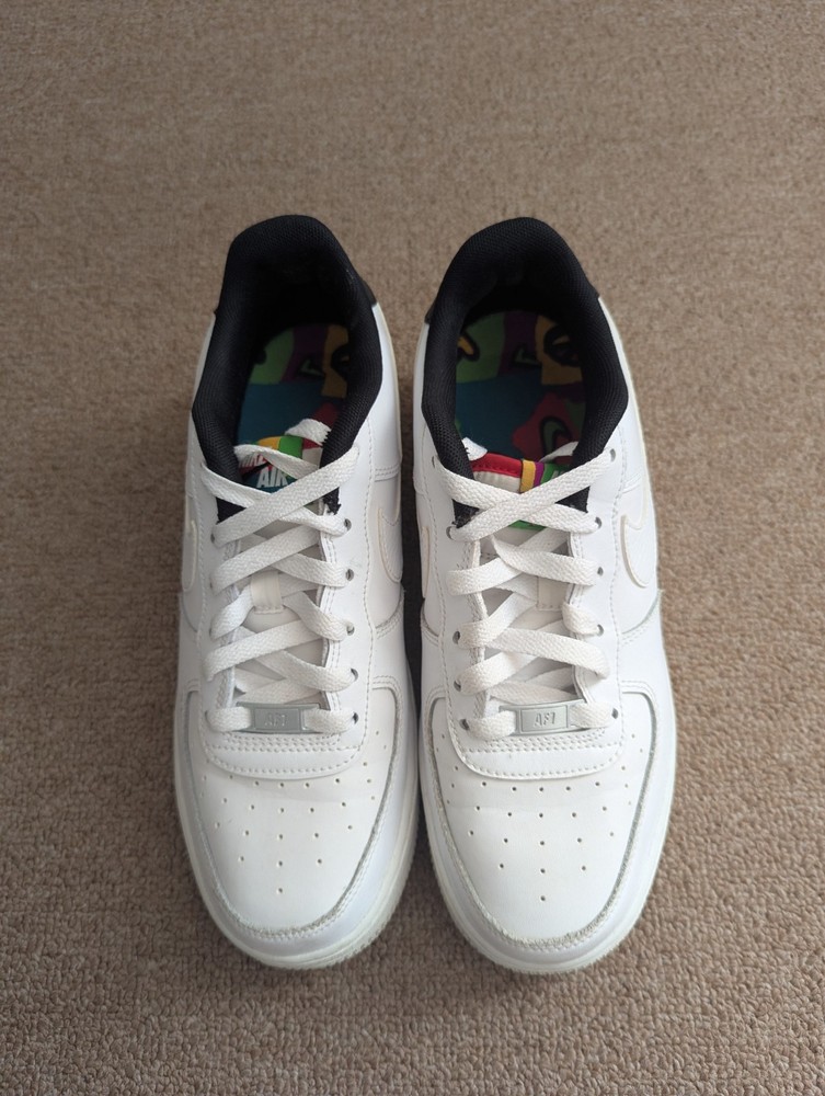 Nike Air Force Peace Love Swoosh White Size 7Y EUR 40