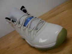 Nike Air Jordan 11 Youth Size 7Y Retro White Legend Blue BG 378038-117 Sneaker. 