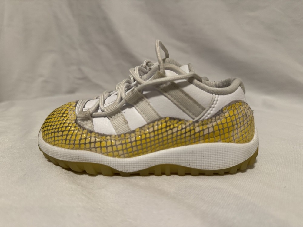 Air Jordan 11 Low Snake Yellow Python (TD) Size 6C