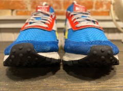 Reebok Classic Leather Legacy Low Top Blue, Yellow, Red Kid’s Size 3.5 SWEET!
