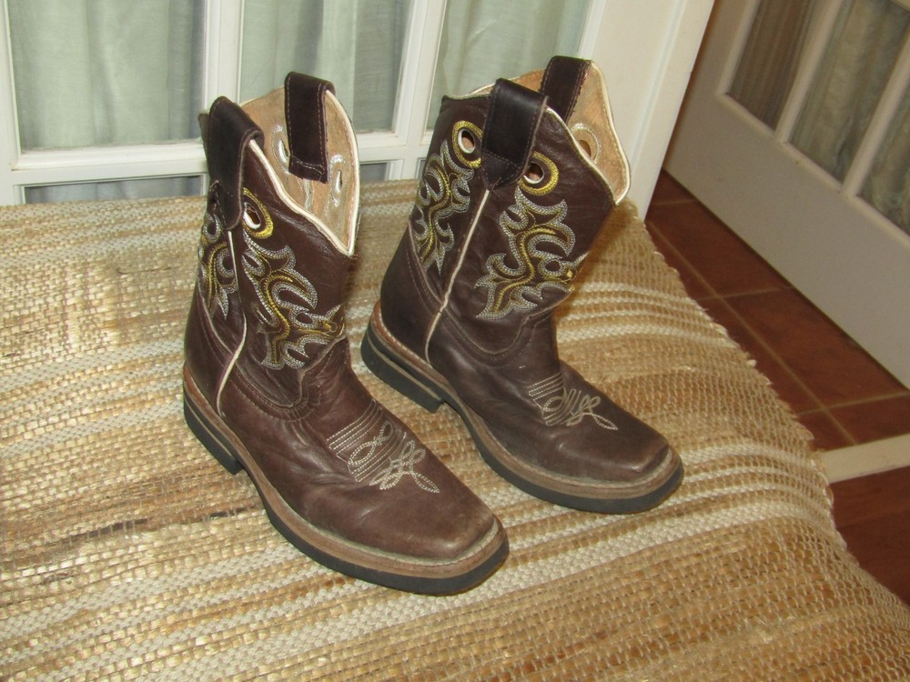 Pedrito Brown Square Toe Unisex Cowboy Western Boots Youth sz 2.5 Mex 22.5