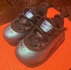 Nike Air Max Axis Premium Throwback Future 3C 555088-403