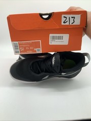 Size 5.5 (GS) – Nike Team Hustle D10 Low Black Metallic Silver CW6735 004