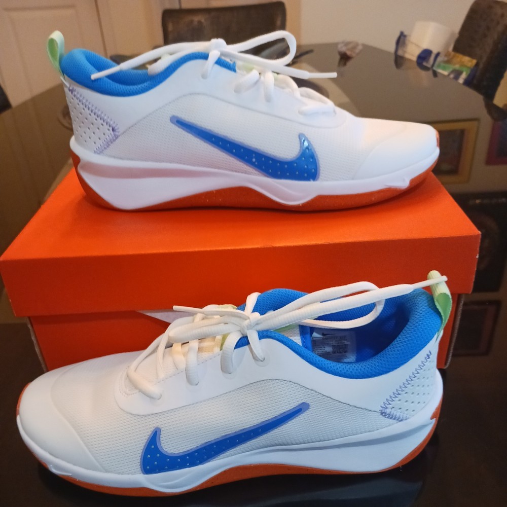 Nike Omni Multi Court Borough GS White Blue Orange DM9027-107 Kids Size 6Y