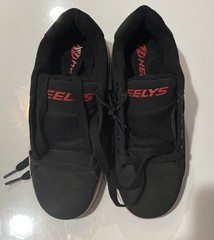 Heelys Voyager Black Red Wheeled Sneaker Youth Size 3 HE100712h New
