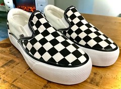 NEW UNISEX MUDD BLACK/WHITE CHECKERED SLIP ON SKATER SHOES SNEAKERS WOMENS SZ 7