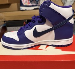 Size 5.5 (GS) – Nike Dunk High Electro Purple Midnight Navy
