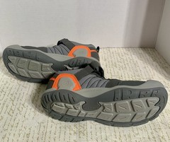 NEW Keen Knotch Peak Sneaker Grey/Orange Youth 4 Boys Girls, Easy On Unisex