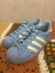 Adidas Big Kids Shoes Size 2 Blue and Yellow Colored Sneakers Pre Owned