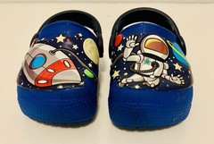 Crocs Kids Light Up Fun Lab Space Explorer Clogs, Size C4. Cute!