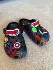 Avengers Kids‘ Crocs-Step into Action with Avengers Power!