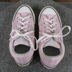 Converse All Star Madison Kids Low Top Sneaker Size 4 Casual Play Pink Canvas
