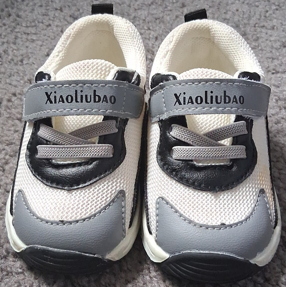 Xiaoliubao Unisex Kids Mesh Hook & Loop Low Top Sneakers White/Gray/Black 11