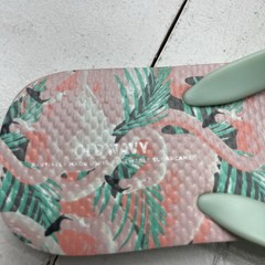 Old Navy Mint Green Flamingo Printed Flip Flop Sandals Kids Size Youth 3-4