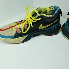 Nike Kyrie Flytrap VI SE (GS) Distressed BBall Shoes ~ FD0215-001~Youth Sz 4.5Y