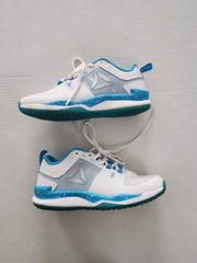 Reebok JJ Watt 1 Birthday Cake Training Shoes White Teal Blue Big Kids Size 3.5