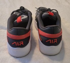 Nike Air Max Youth Bolt Athletic Sneaker Size 7Y CW1626-005