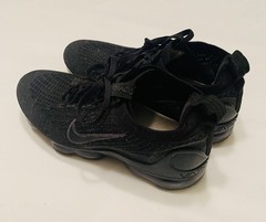 Nike Air VaporMax 2020-2021 Shoes Youth Size 6.5Y Black Flyknit Sneakers Low Top