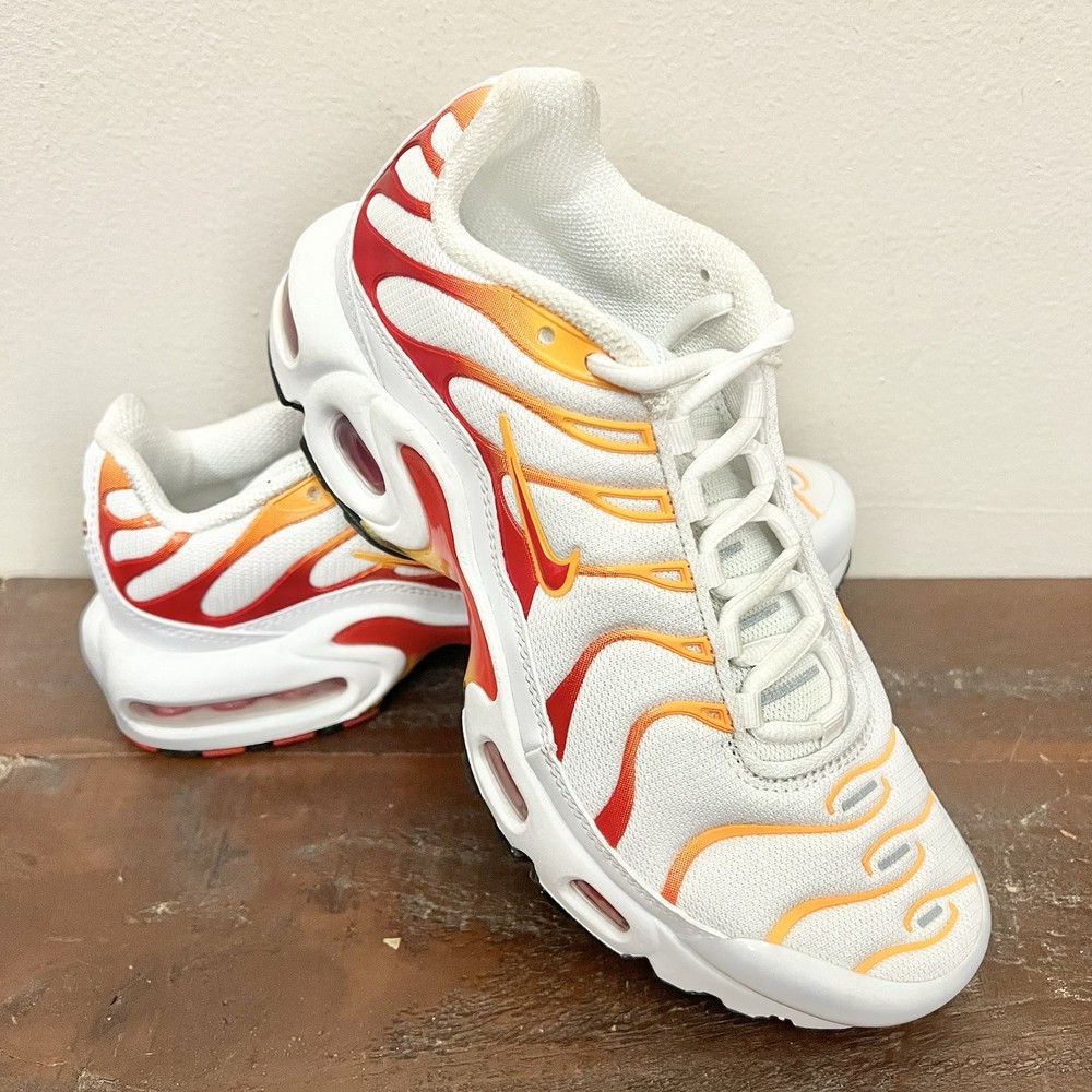 Nike Air Max Plus TN Sunburn White Lava Red Orange FN3857-100 4Y
