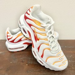Nike Air Max Plus TN Sunburn White Lava Red Orange FN3857-100 4Y