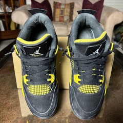 Air Jordan 4 Retro Thunder GS Size 7 Black Yellow Basketball Gym Shoes Sneakers